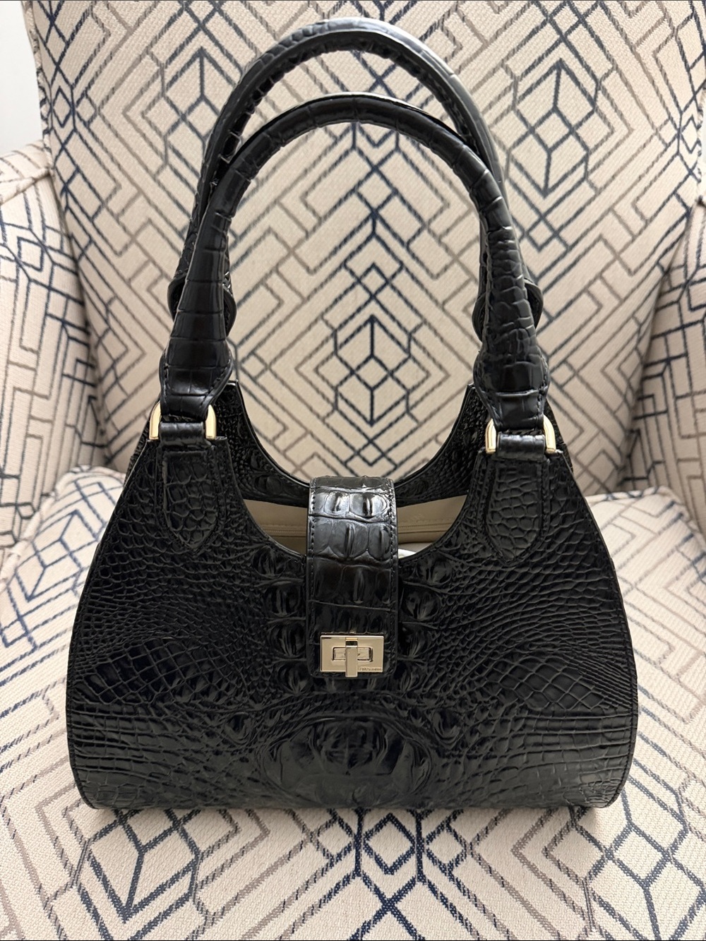 🎉Brahmin Adrian in Black Melbourne🎉 - Picture 2 of 5